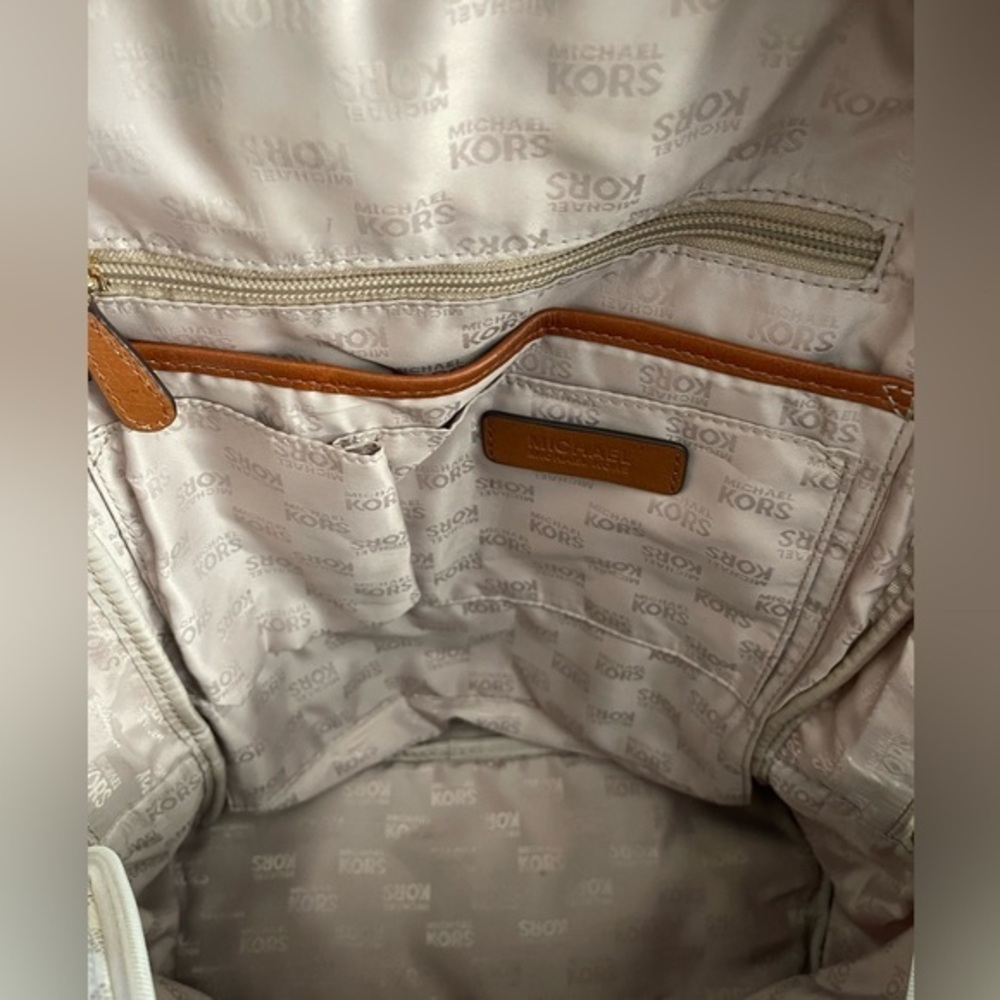 Michael Kors Beige Monogram jet set‎ signature backpack vanilla large leather - Picture 12 of 16